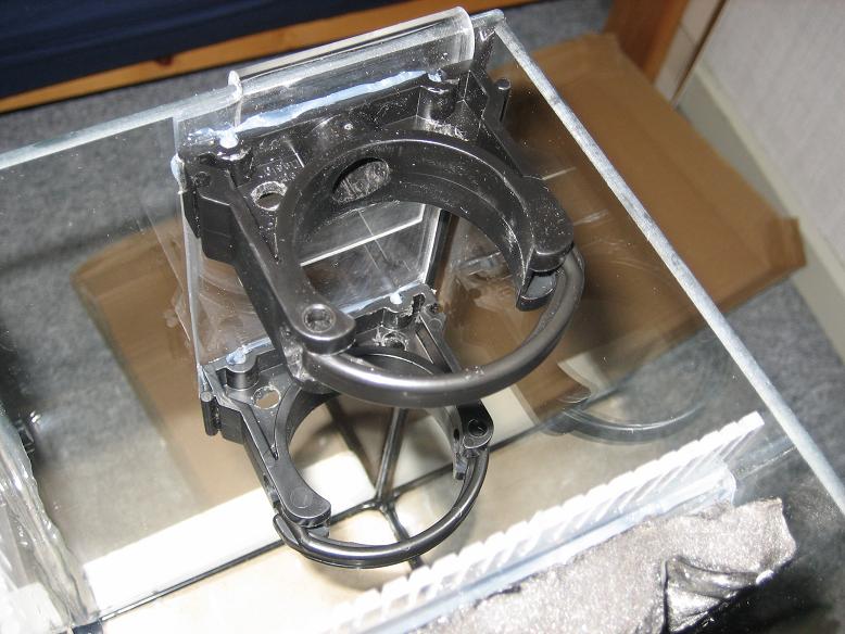 DIY skummer holder i i akvariet.jpg